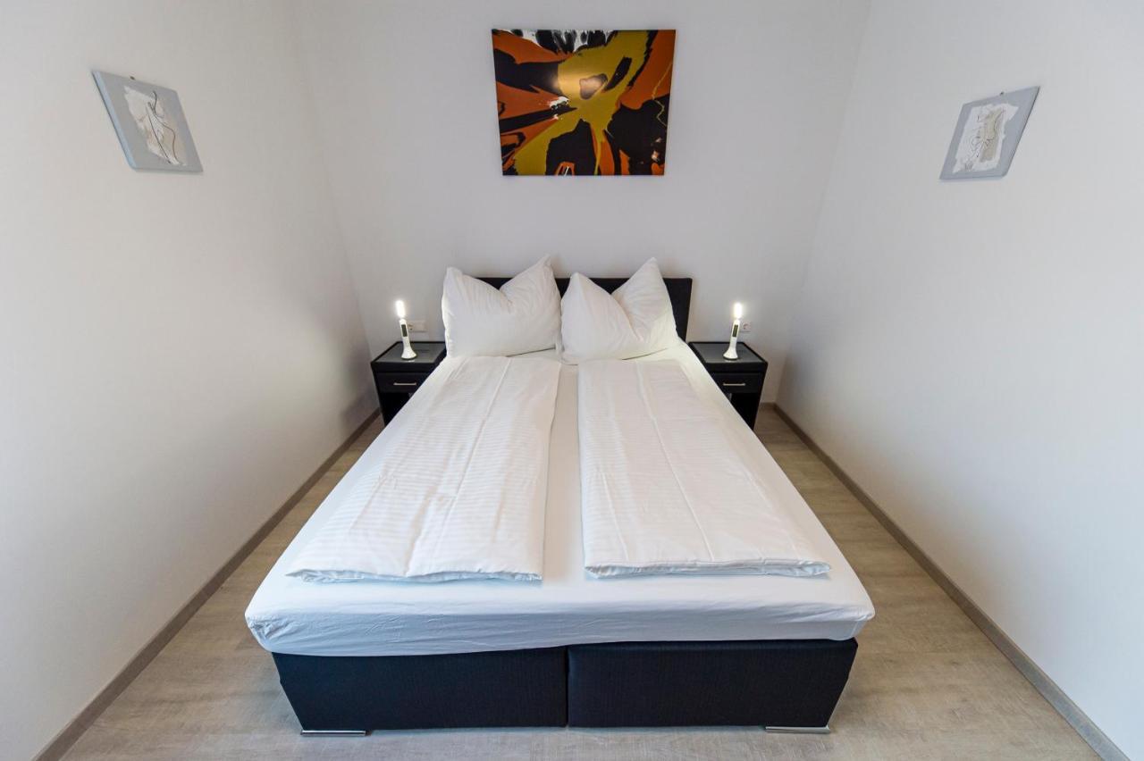 Zeltweg-Rooms Exterior photo