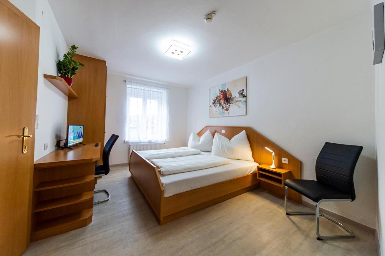Zeltweg-Rooms Exterior photo